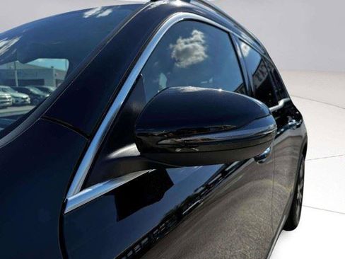 Used 2025 Mercedes-Benz GLB 250 image 13