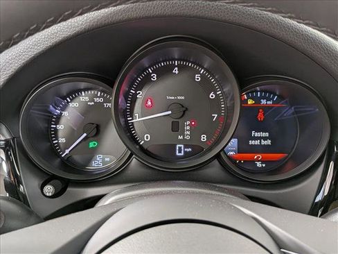 New 2026 Porsche Macan image 27