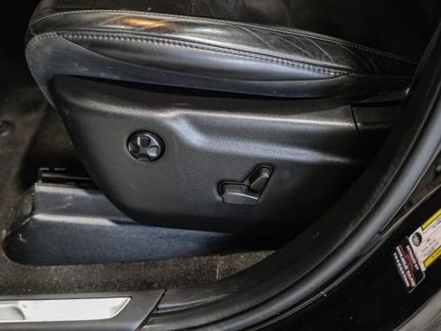 Used 2022 Dodge Durango SRT w/ Technology Group AWD/4WD image 28