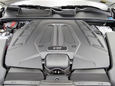 New 2025 Bentley Bentayga image 24