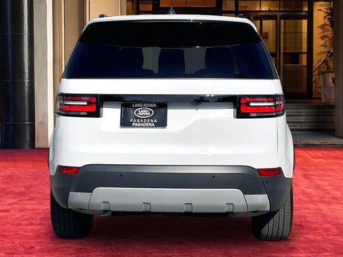 Used 2019 Land Rover Discovery HSE AWD/4WD image 4