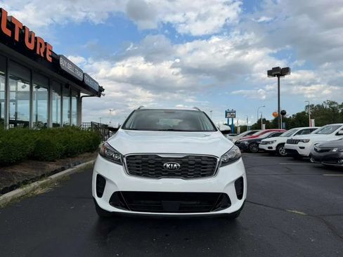 Used 2020 Kia Sorento LX w/ LX I4 Convenience Package AWD/4WD image 2