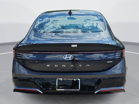 Certified 2025 Hyundai Sonata SEL FWD image 6