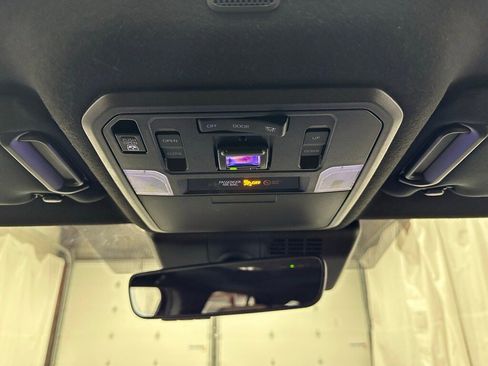 Used 2025 Toyota 4Runner Limited image 39