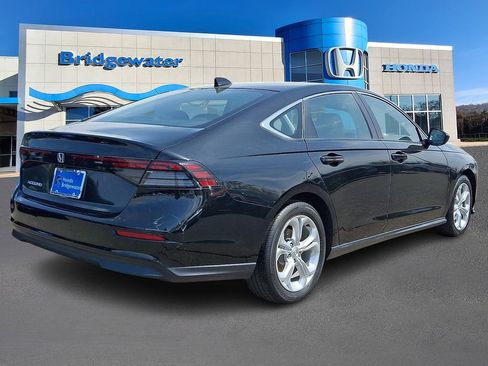Used 2023 Honda Accord LX image 6