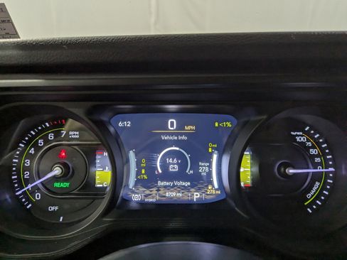 Used 2024 Jeep Wrangler Sport S image 19