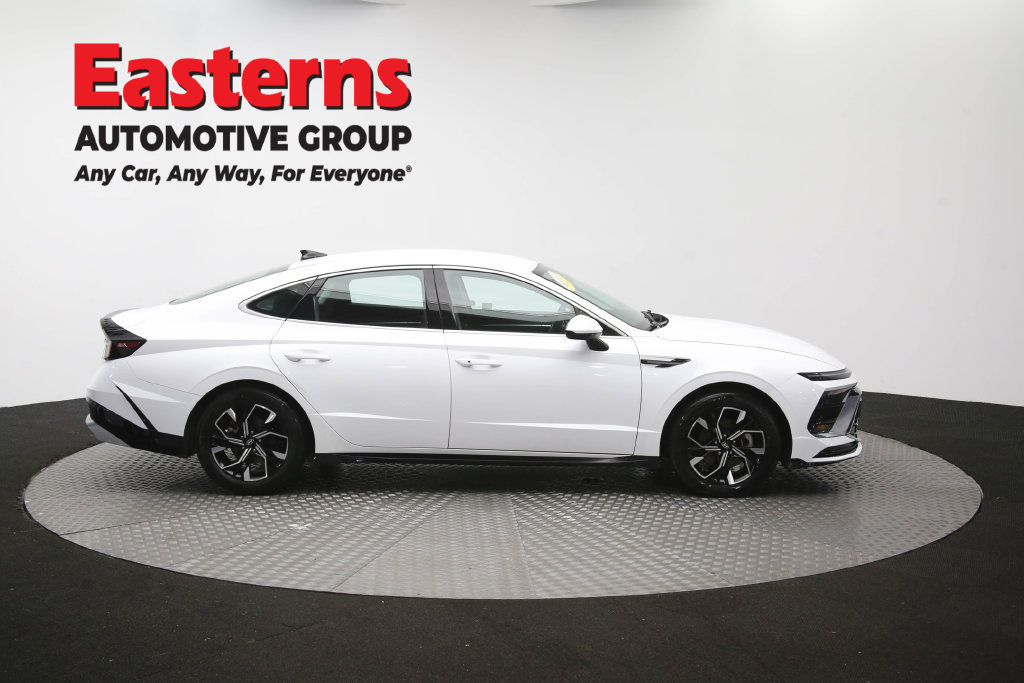 Used 2025 Hyundai Sonata SEL FWD image 49