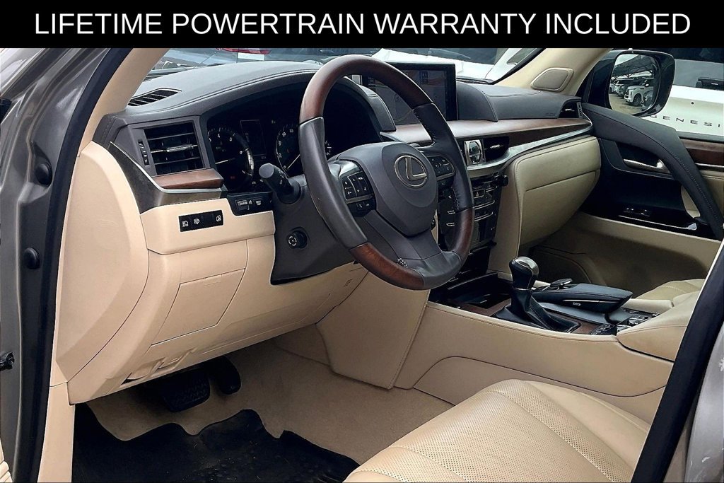 Used 2020 Lexus LX 570 4WD w/ Luxury Package image 12