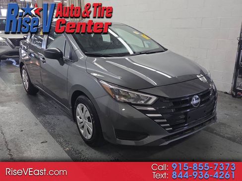Used 2025 Nissan Versa S w/ Trunk Package FWD image 1