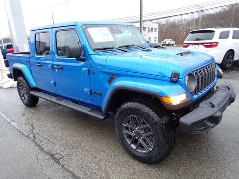 New 2026 Jeep Gladiator Sport image 9