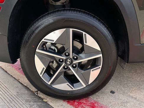 Used 2025 Hyundai Tucson SEL image 9