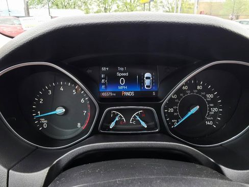 Used 2017 Ford Focus Titanium w/ Titanium Technology Package image 26