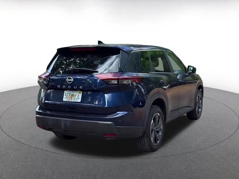 Used 2025 Nissan Rogue SV image 15