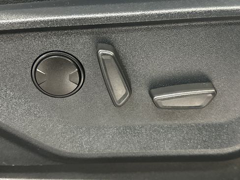 Used 2022 Ford F150 XLT w/ Equipment Group 302A High image 27