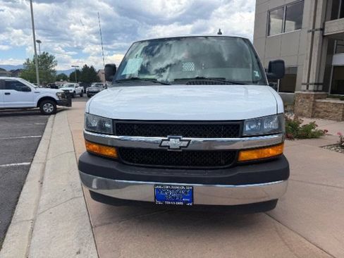 Used 2020 Chevrolet Express 2500 w/ Driver Convenience Package RWD image 7