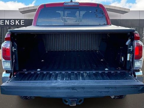Used 2023 Toyota Tacoma TRD Off-Road image 29