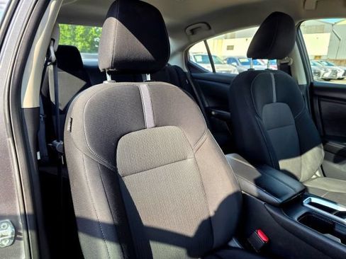 Used 2024 Nissan Sentra SV FWD image 36