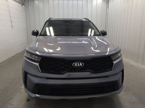 Used 2021 Kia Sorento S w/ Panoramic Sunroof Package FWD image 14