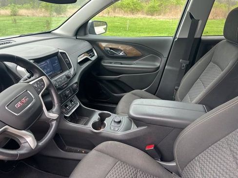 Used 2018 GMC Terrain SLE w/ Driver Convenience Package image 8