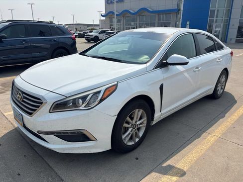 Used 2015 Hyundai Sonata SE FWD image 8