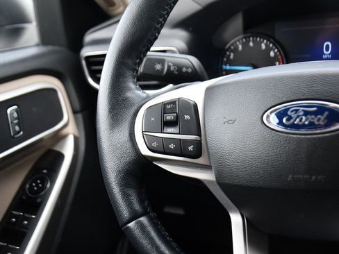 Used 2022 Ford Explorer XLT w/ Equipment Group 202A image 34