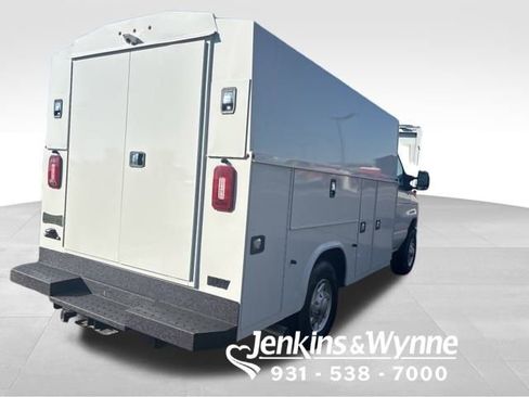 New 2025 Ford E-350 and Econoline 350 Super Duty w/ Power Equipment Group image 4