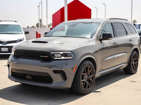 Used 2025 Dodge Durango R/T AWD/4WD image 3