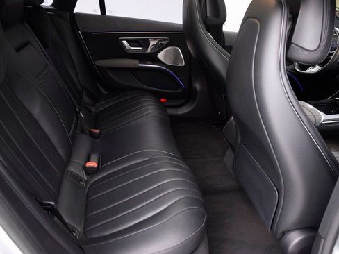 Used 2022 Mercedes-Benz EQS 450+ Sedan image 18