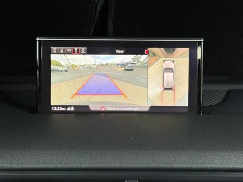 Used 2017 Audi Q7 3.0T Prestige w/ Prestige Package image 59