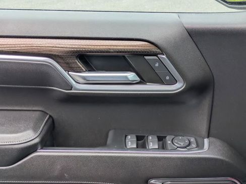 Certified 2023 Chevrolet Silverado 1500 LT AWD/4WD image 12