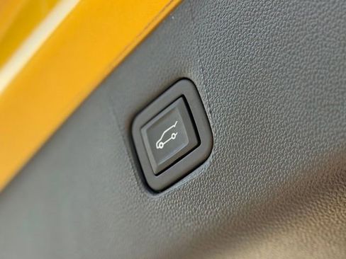 Used 2024 Chevrolet Blazer RS image 27