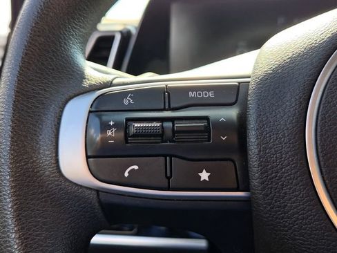 Used 2023 Kia Sportage LX FWD image 23