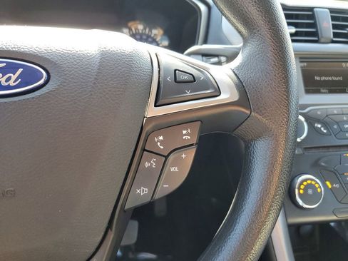 Used 2017 Ford Fusion S image 18