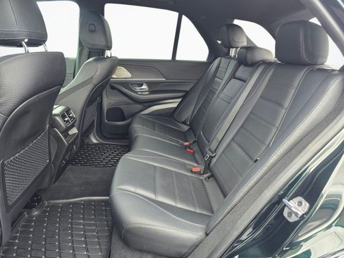 Used 2024 Mercedes-Benz GLE 350 4MATIC w/ Driver Assistance Package image 18