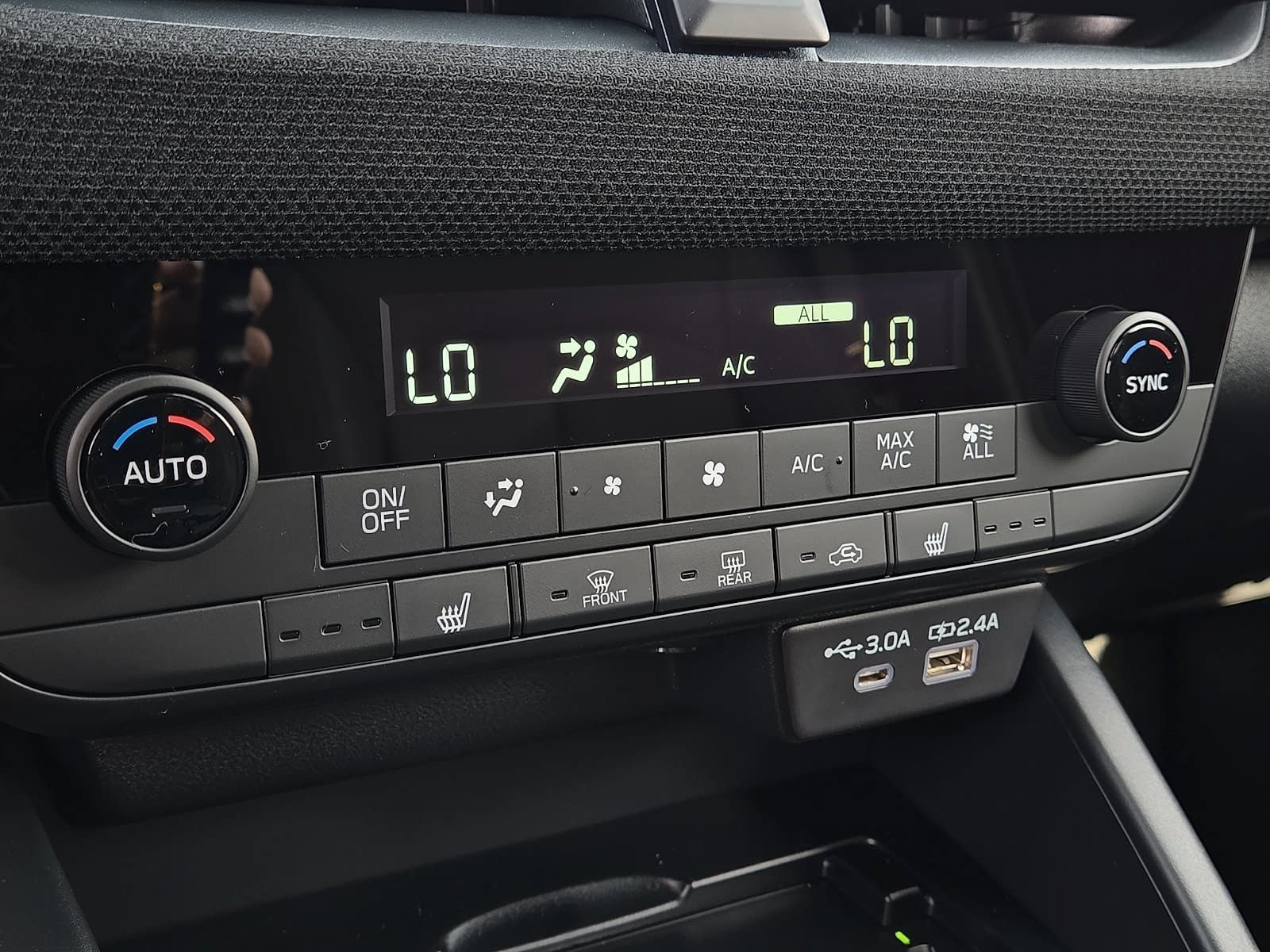 New 2026 Subaru Outback Limited AWD/4WD image 16