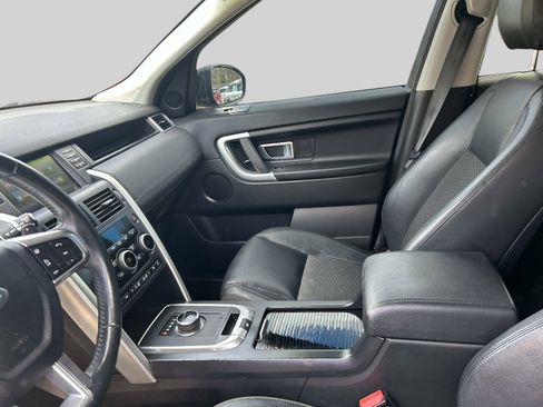 Used 2017 Land Rover Discovery Sport SE AWD/4WD image 21