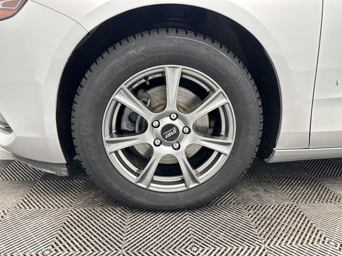 Used 2019 Chevrolet Impala LT image 12