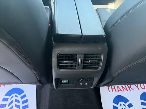 Used 2026 Nissan Rogue Platinum w/ Platinum Premium Package AWD/4WD image 13