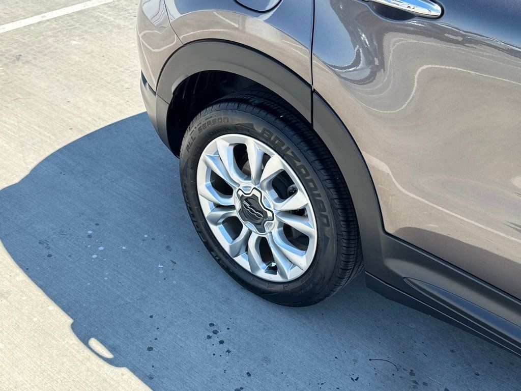 Used 2016 FIAT 500X Lounge FWD image 24