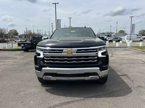 New 2026 Chevrolet Silverado 1500 LTZ w/ LTZ Premium Package image 8