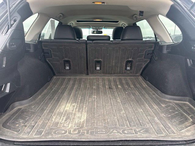 Used 2017 Subaru Outback 2.5i Limited AWD/4WD image 10