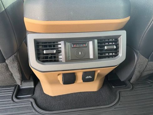 Used 2023 Ford F250 Lariat w/ Chrome Package AWD/4WD image 22