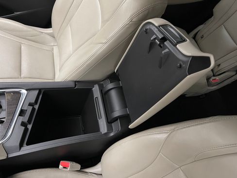Used 2018 Buick Enclave Premium FWD image 31