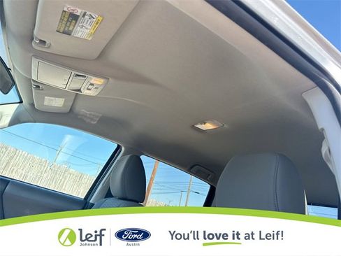 Used 2016 Toyota Tacoma SR5 w/ Towing Package image 20