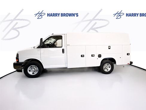 New 2025 Chevrolet Express 3500 w/ Power Convenience Package image 24
