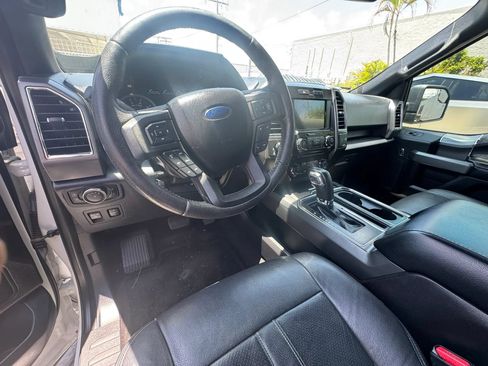 Used 2016 Ford F150 XLT w/ Equipment Group 302A Luxury AWD/4WD image 18