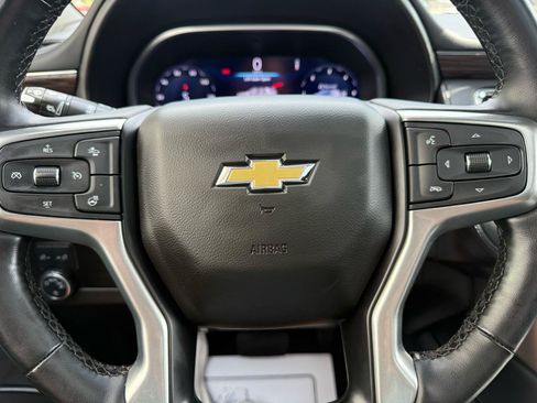 Used 2023 Chevrolet Suburban LT w/ LT Signature Plus Package AWD/4WD image 25
