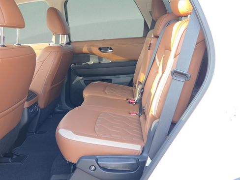 New 2026 Nissan Pathfinder SL FWD image 7