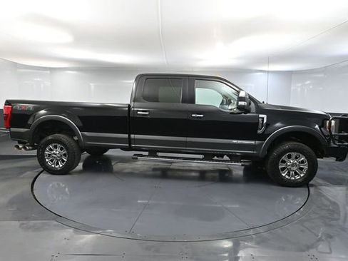 Used 2017 Ford F350 Lariat w/ Lariat Ultimate Package image 4
