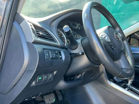 Used 2017 Nissan Sentra SR image 14